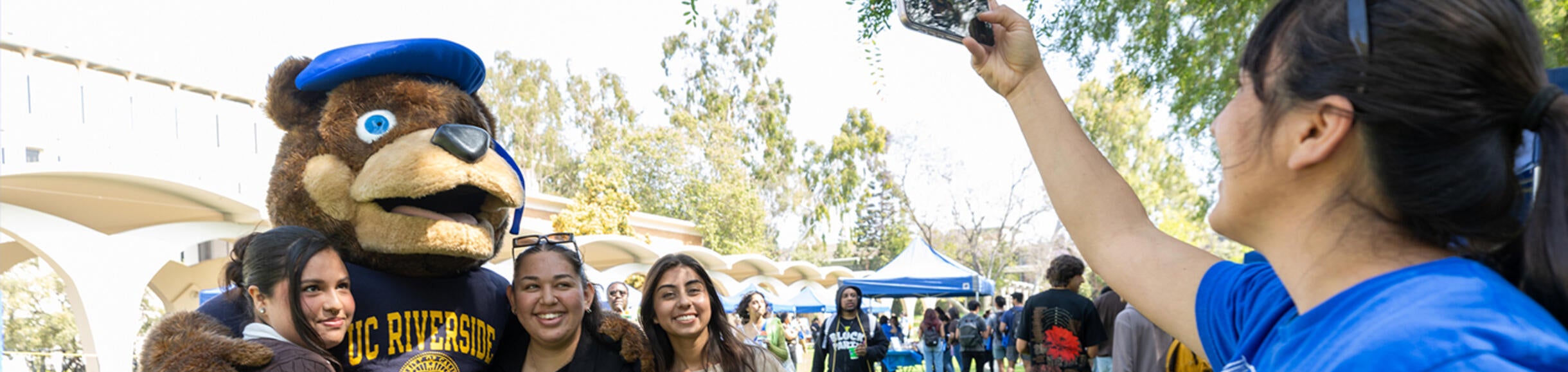 UCR students taking Selfie
